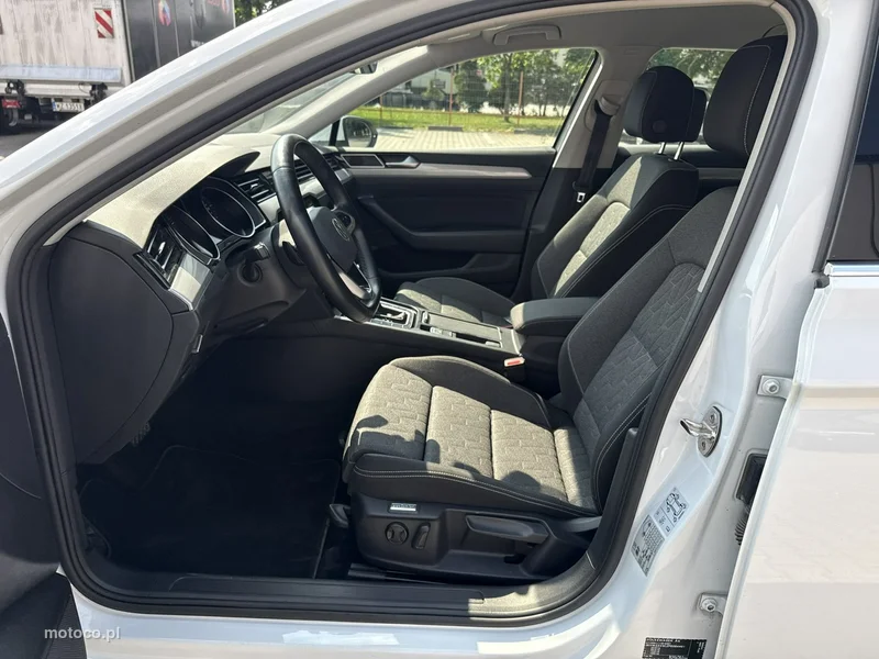 Volkswagen Passat B8 11