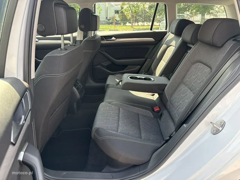 Volkswagen Passat B8 15