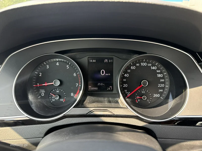 Volkswagen Passat B8 25