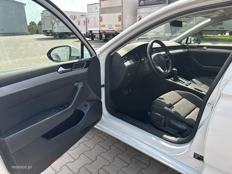 Volkswagen Passat B8 10