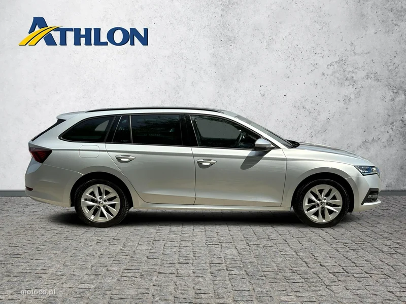 Skoda Octavia IV 6