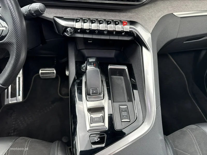 Peugeot 5008 25