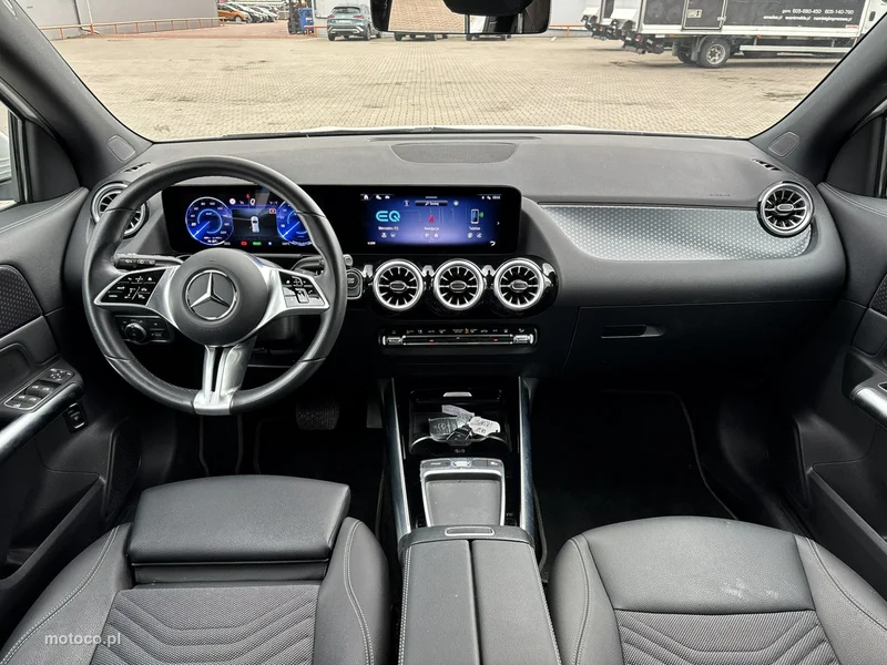 Mercedes-Benz EQA 13