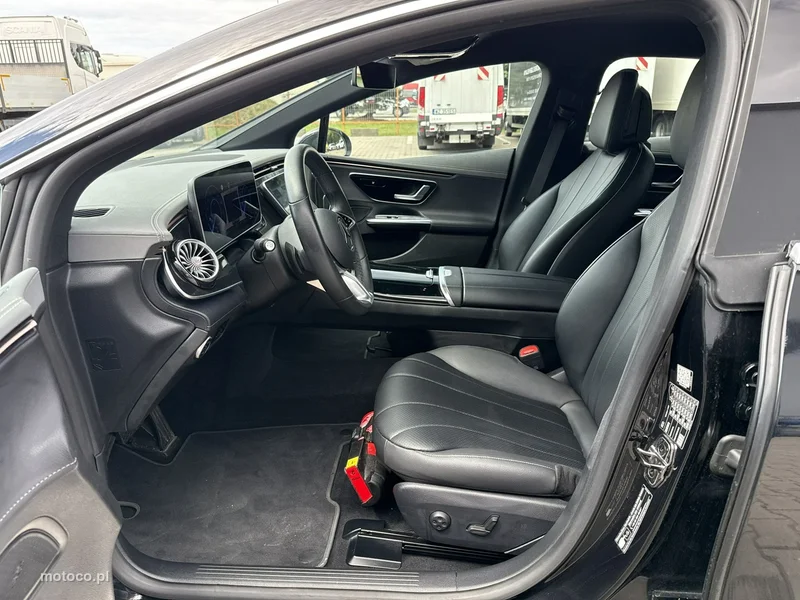 Mercedes-Benz EQE 11