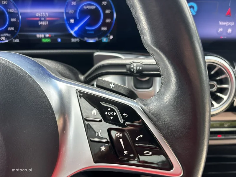 Mercedes-Benz EQB 27