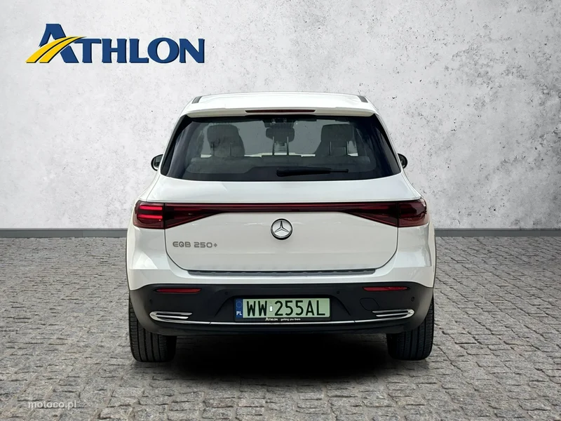 Mercedes-Benz EQB 4