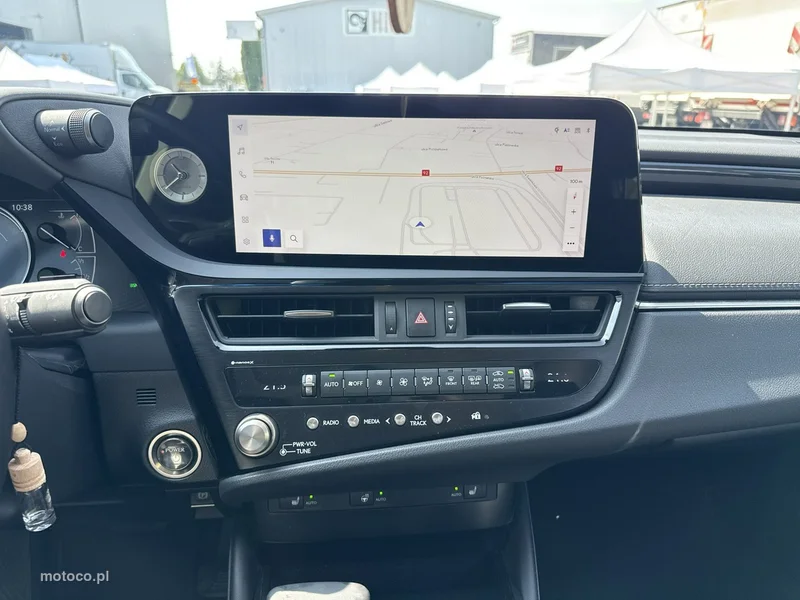 Lexus ES300 23