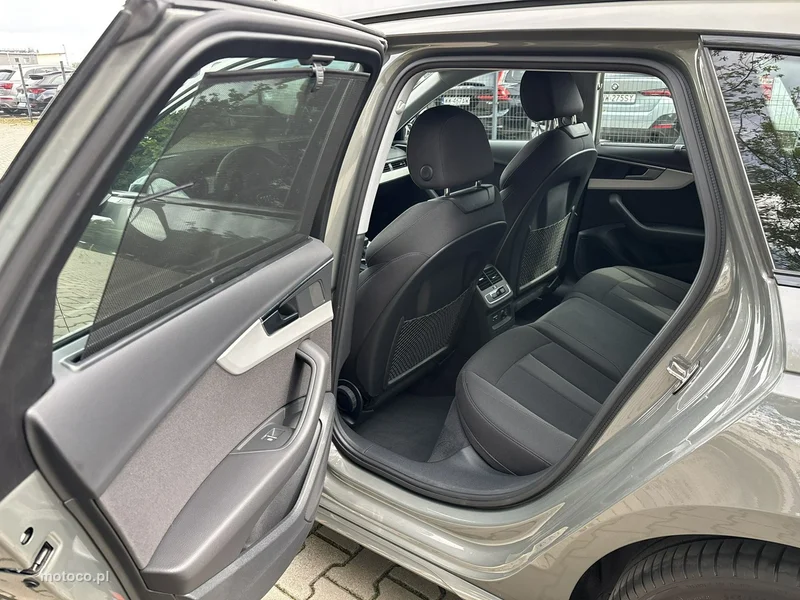 Audi A4 B9 15