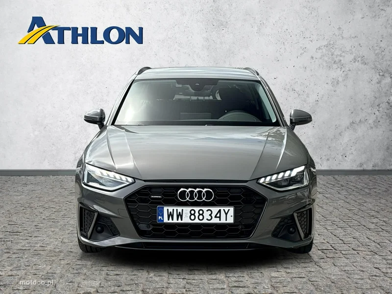 Audi A4 B9 8
