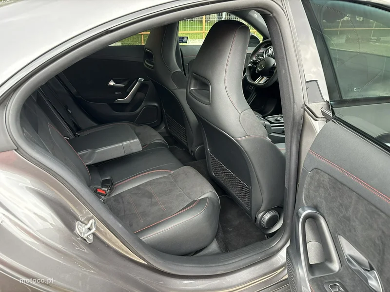 Mercedes-Benz CLA C118 200 17