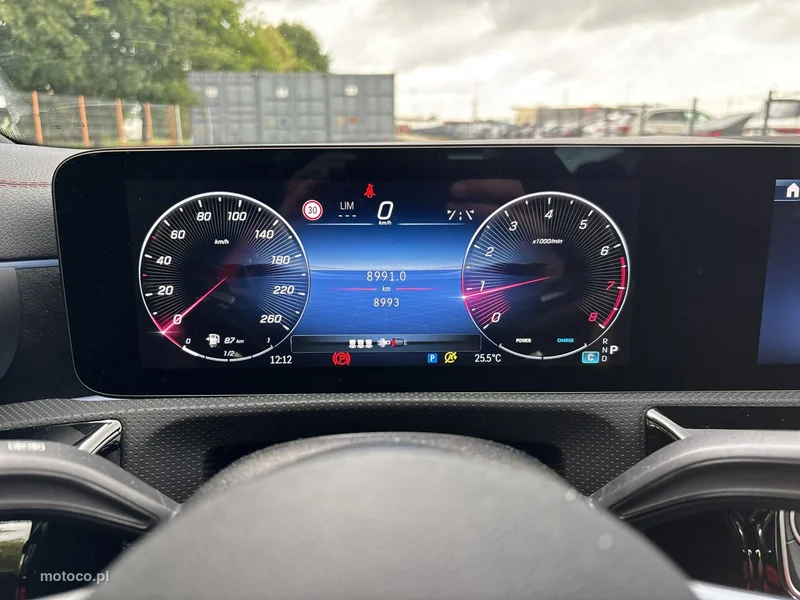 Mercedes-Benz CLA C118 200 22