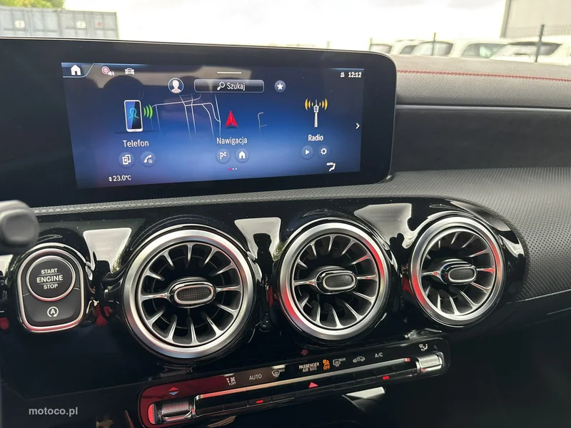 Mercedes-Benz CLA C118 200 23