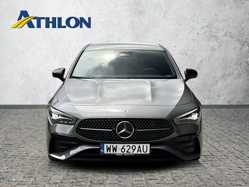Mercedes-Benz CLA C118 200 8