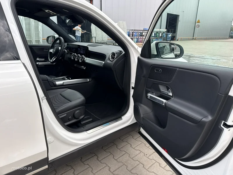 Mercedes-Benz EQB 20