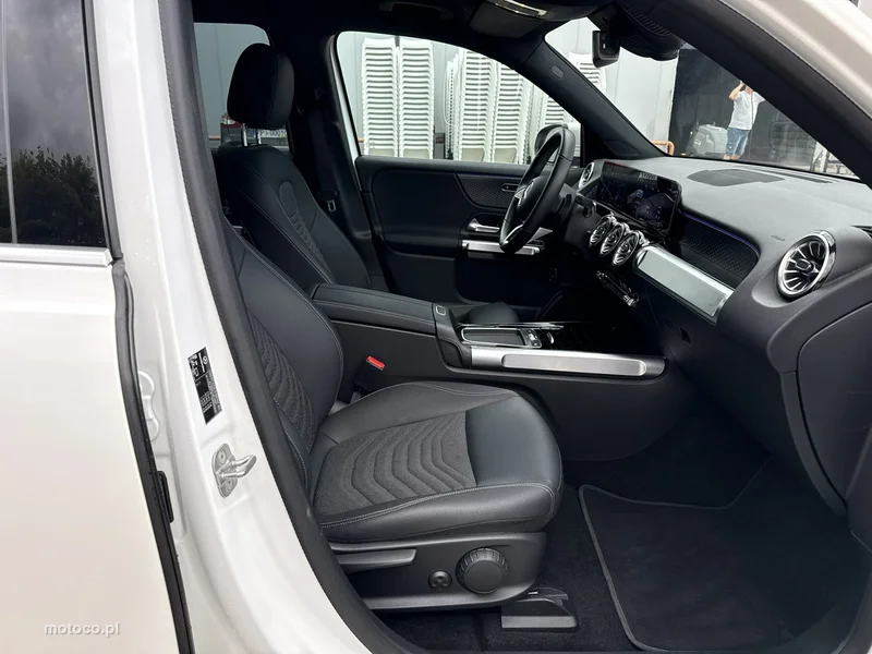 Mercedes-Benz EQB 21