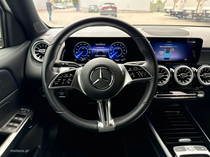 Mercedes-Benz EQB 26