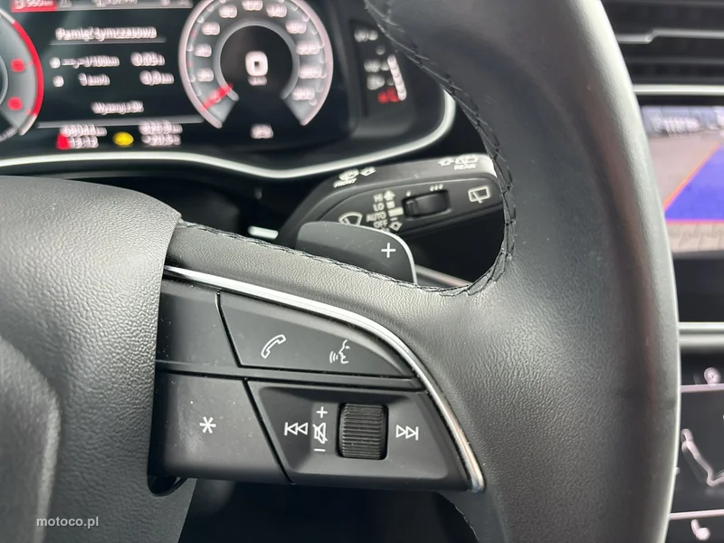 Audi Q8 4M 27