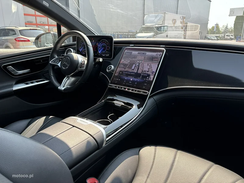 Mercedes-Benz EQE 14