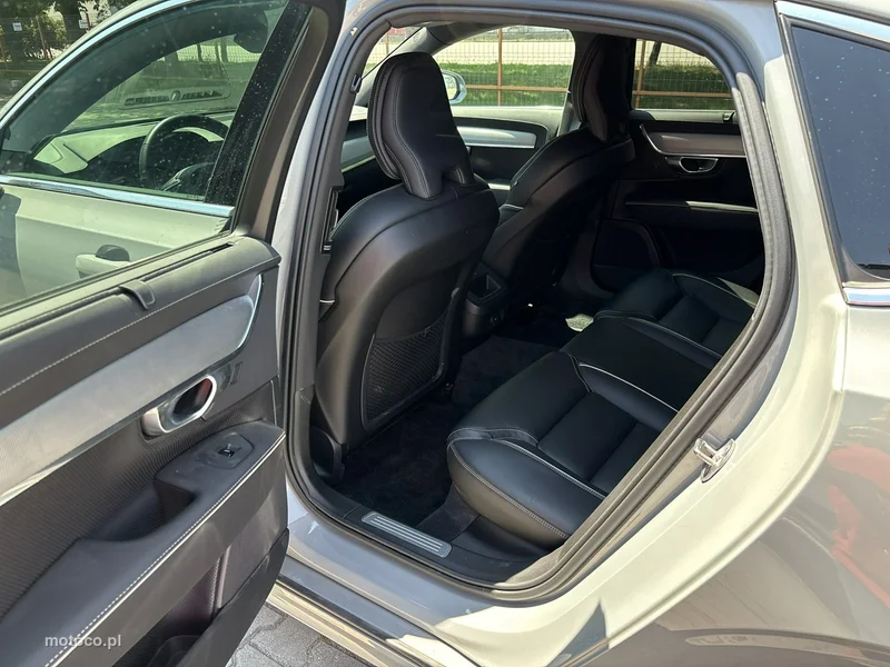 Volvo S90 20