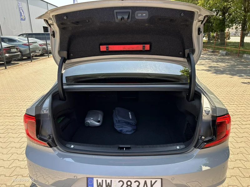 Volvo S90 21