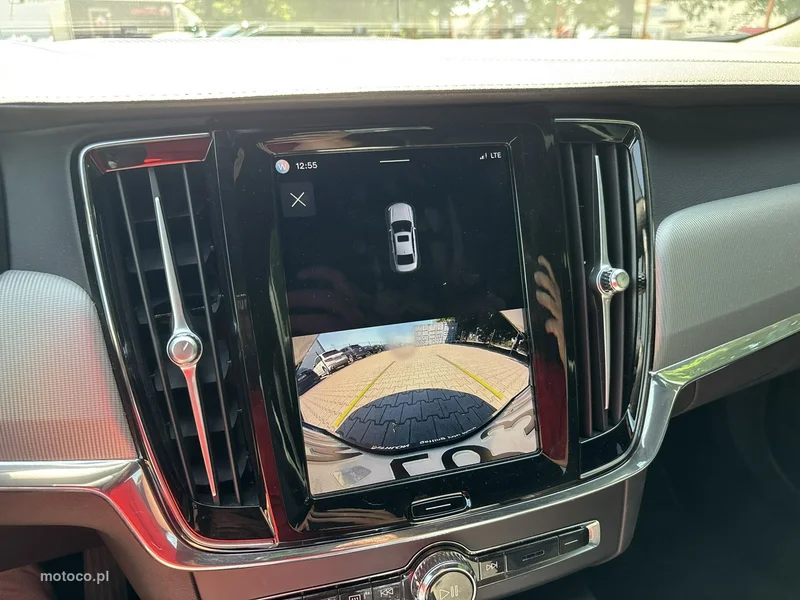 Volvo S90 25
