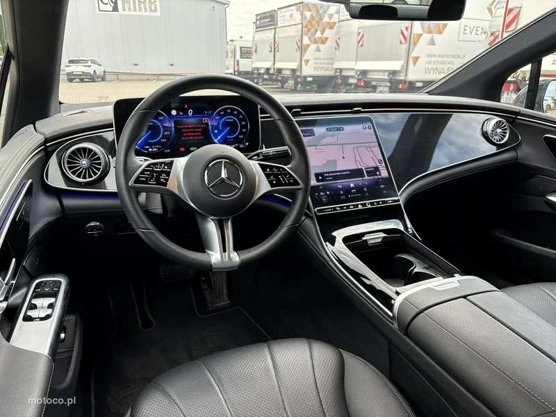 Mercedes-Benz EQE 12