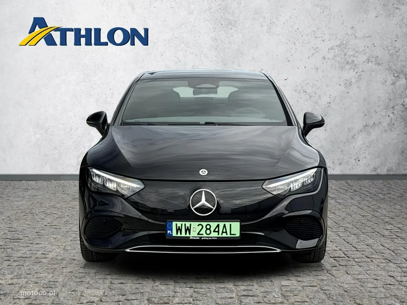 Mercedes-Benz EQE 8