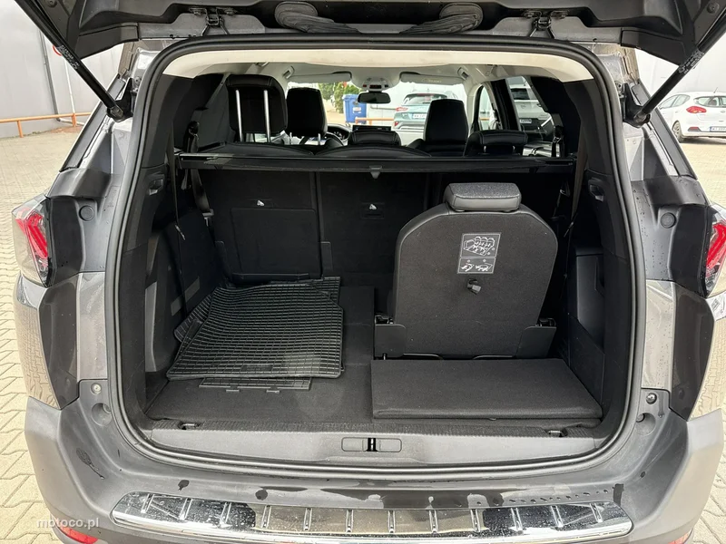 Peugeot 5008 16