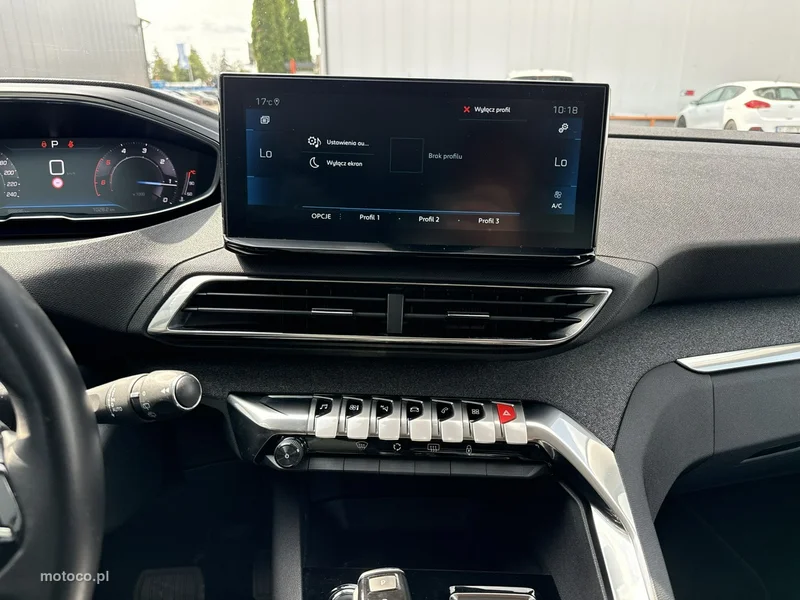 Peugeot 5008 23