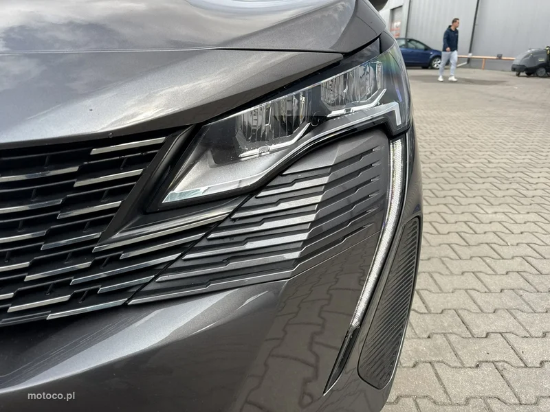 Peugeot 5008 9