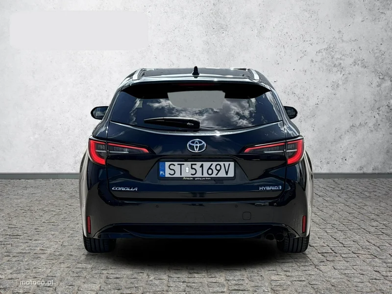 Toyota Corolla E210 6