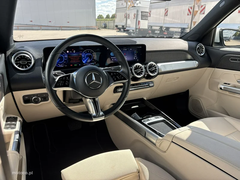 Mercedes-Benz EQB 12