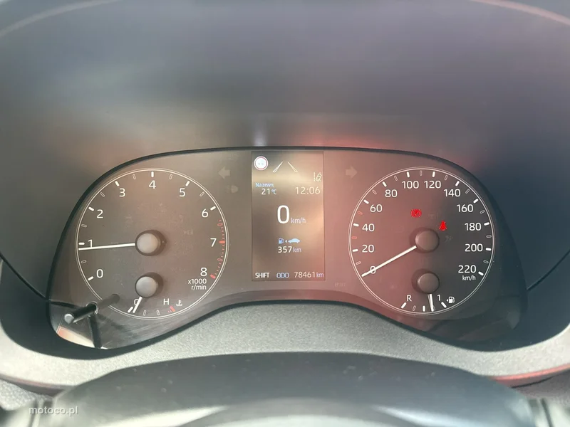 Toyota Yaris XP210 24
