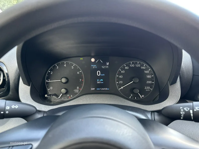 Toyota Yaris XP210 22