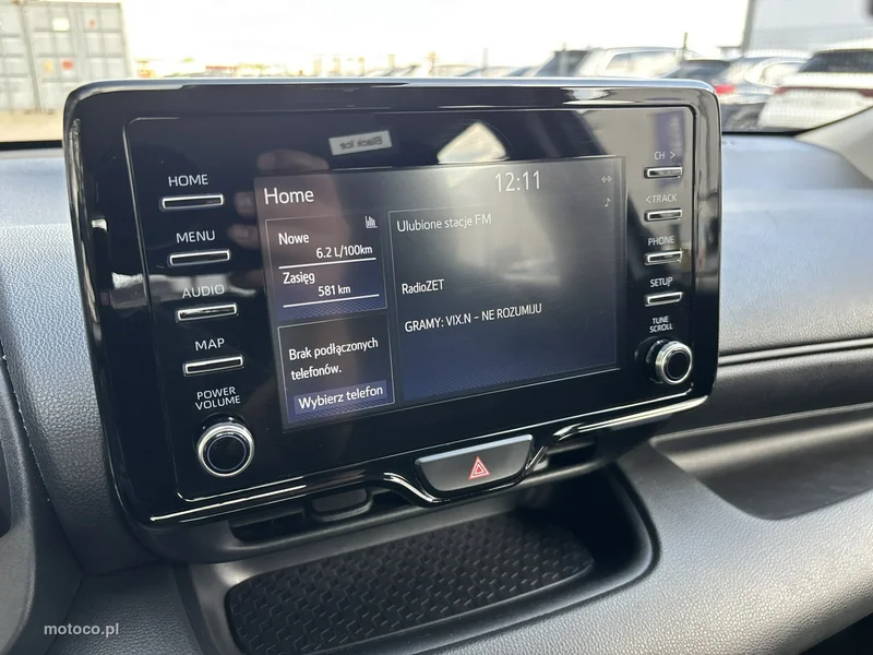 Toyota Yaris XP210 23
