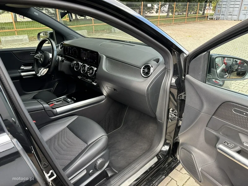 Mercedes-Benz Klasa B W247 B 220 16