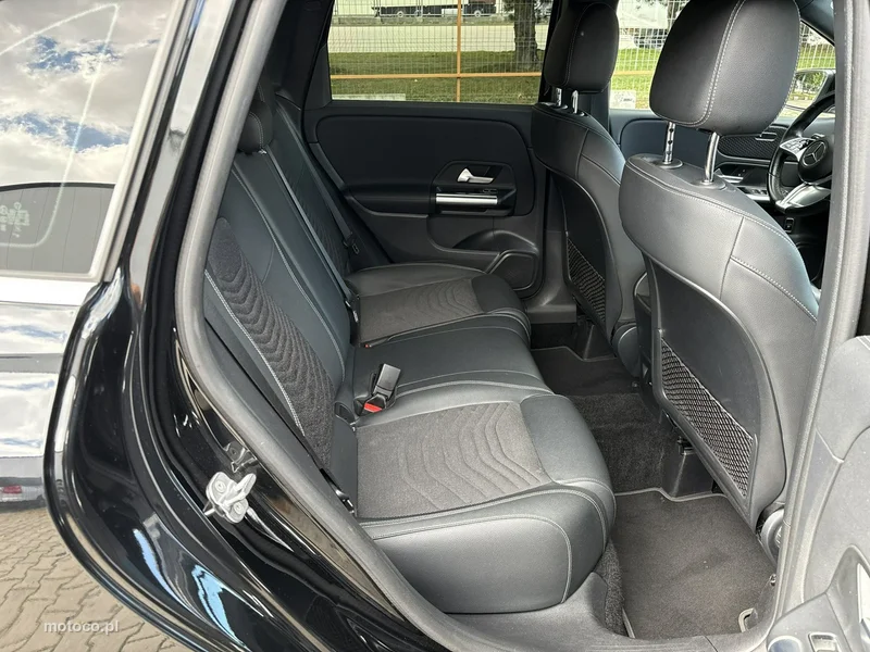 Mercedes-Benz Klasa B W247 B 220 17