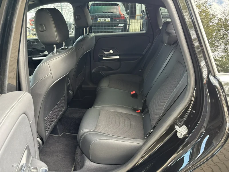 Mercedes-Benz Klasa B W247 B 220 19
