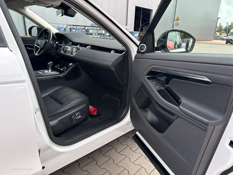 Land Rover Range Rover Evoque 21