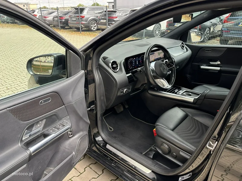 Mercedes-Benz Klasa B W247 B 220 11