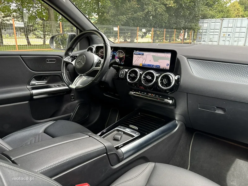Mercedes-Benz Klasa B W247 B 220 14