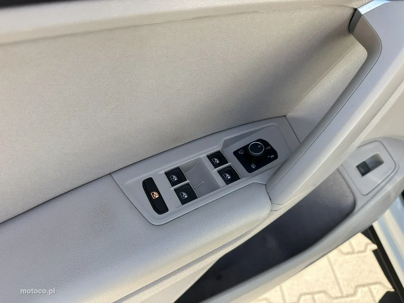 Volkswagen Tiguan AD 13