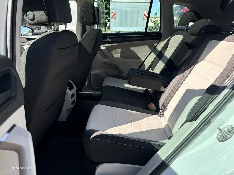 Volkswagen Tiguan AD 16
