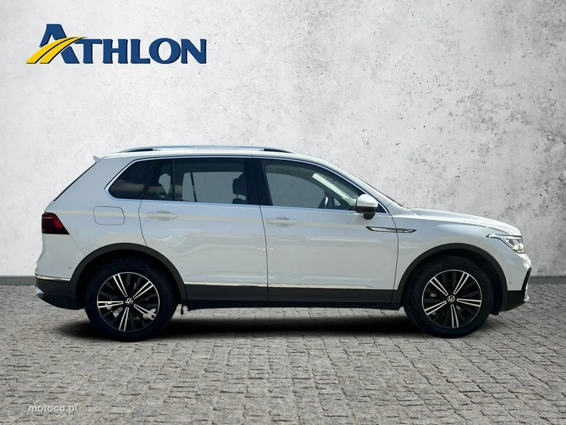 Volkswagen Tiguan AD 6