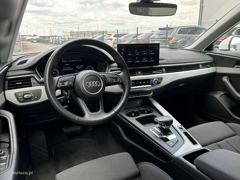 Audi A4 B9 12