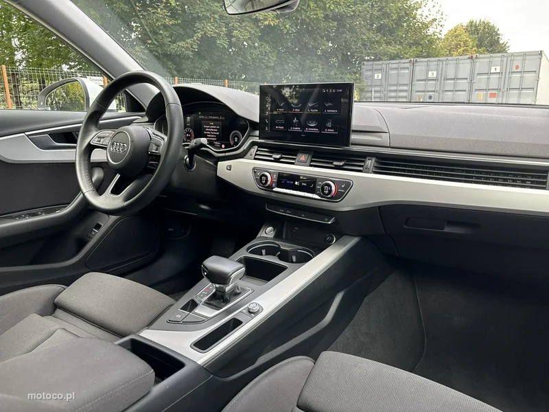 Audi A4 B9 14