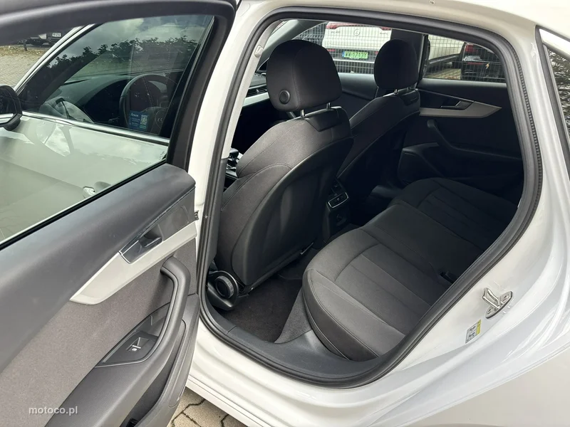 Audi A4 B9 20