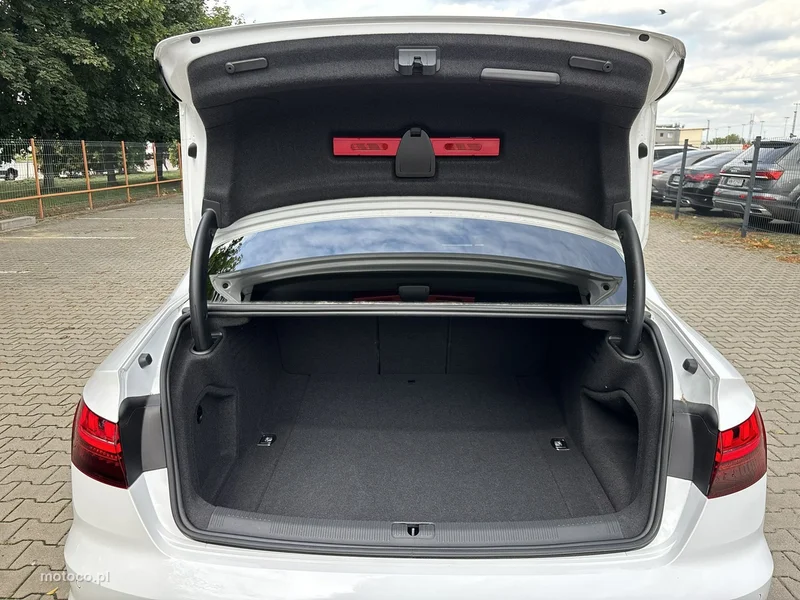 Audi A4 B9 21