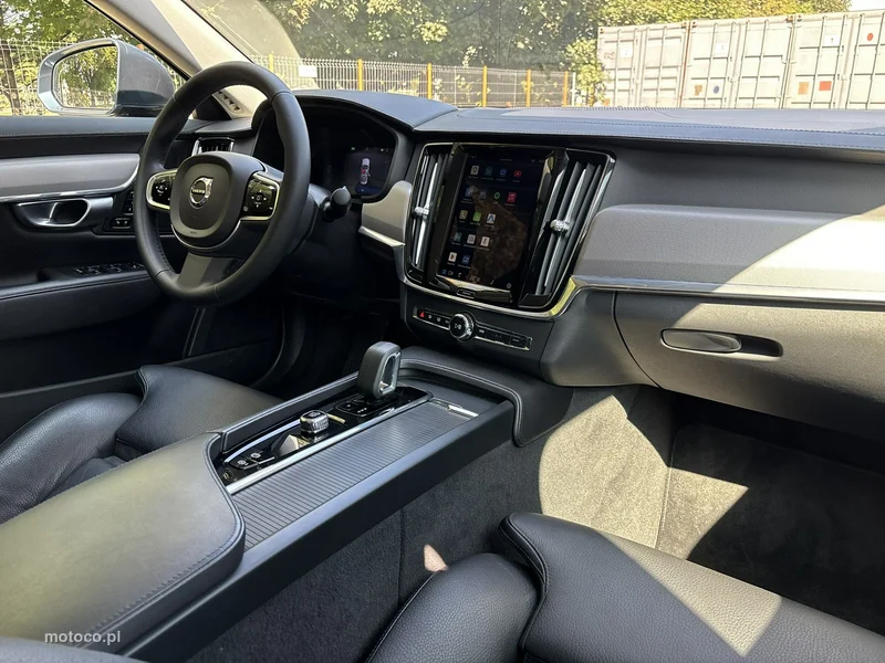 Volvo S90 14
