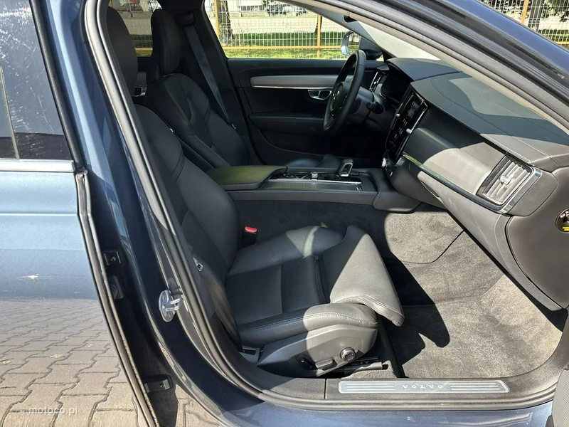 Volvo S90 15